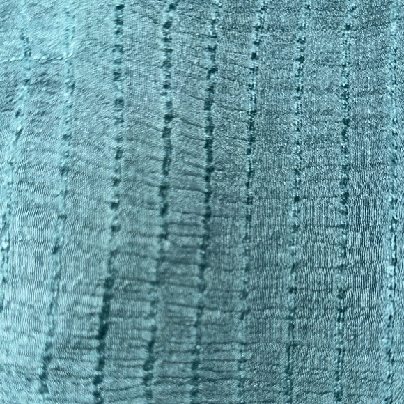 Lovestitch Dunaway V-Neck Puff Sleeve Blouse 2pc - Picture 7 of 11